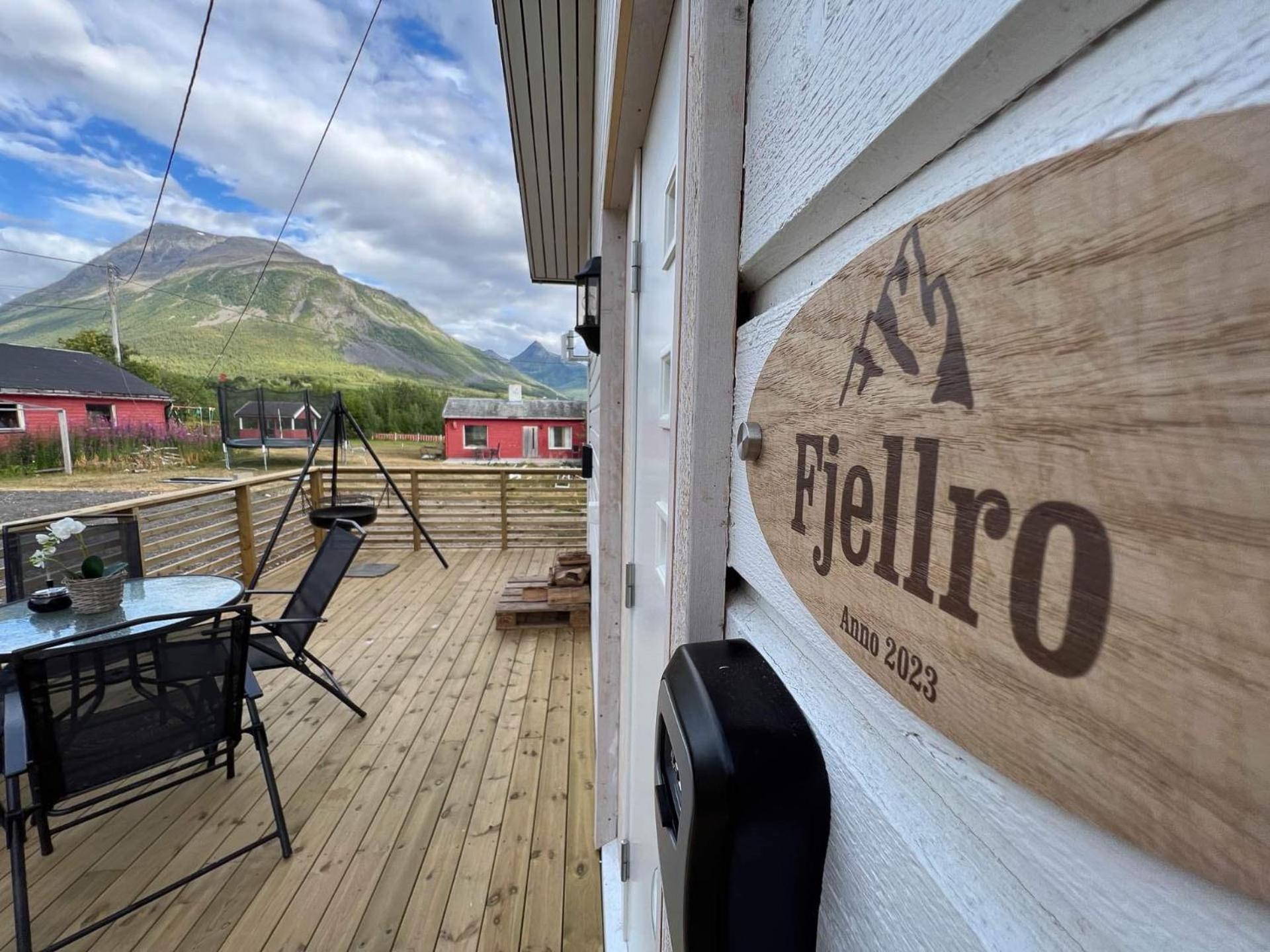 Alpan Apartments, Lyngenfjord Olderdalen Exterior foto